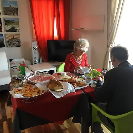 Amaranto Nocleg ze śniadaniem 3*